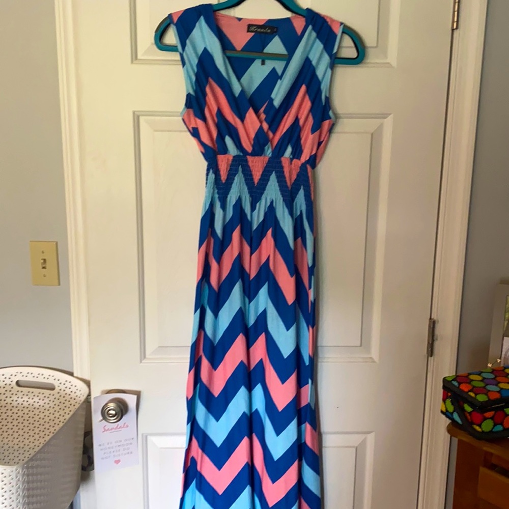 Women’s sun dress — full length - medium - Picture 1 of 5